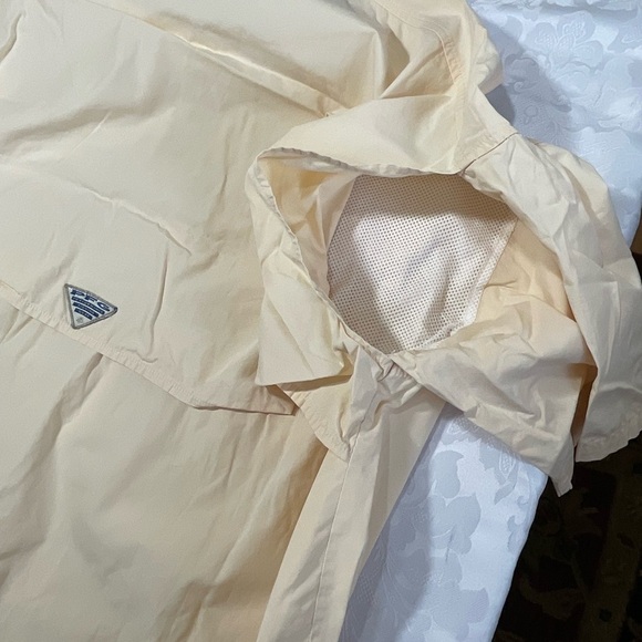 Columbia Shirt Mens Size 2XL PFG Performance Fishing Gear, Soft Yellow, Vented - Picture 11 of 12